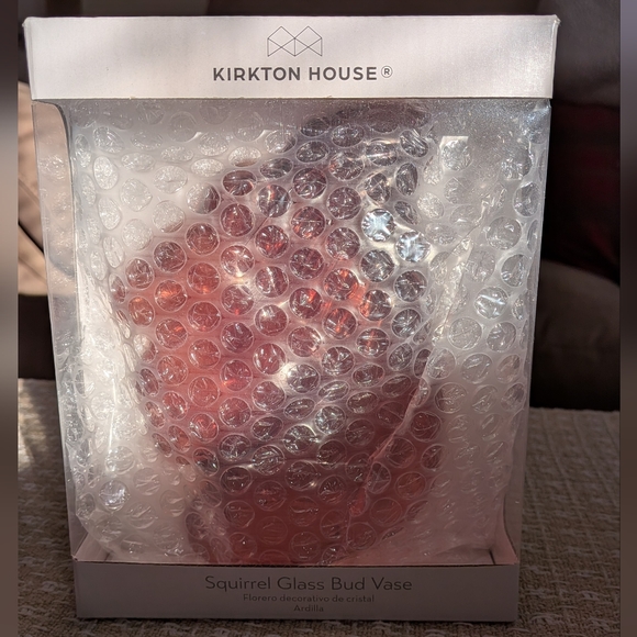 Woodland Squirrel Flower Vase - Picture 2 of 4